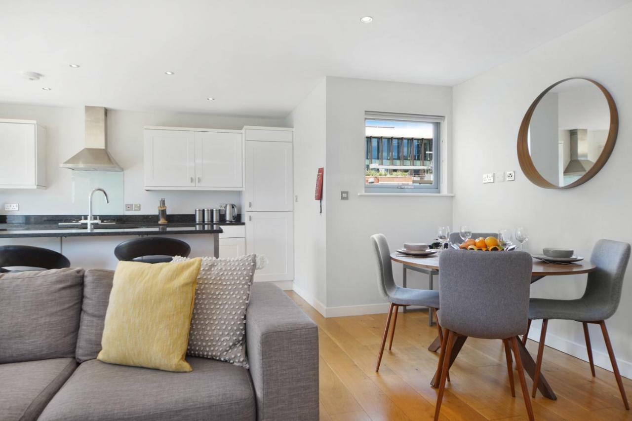 2 Bed Executive Penthouse Near Liverpool Street Free Wifi By City Stay Aparts London Bagian luar foto